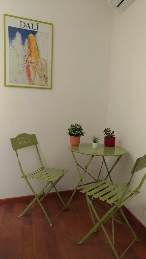 A Casa Di Lori Apartment Catania Luaran gambar